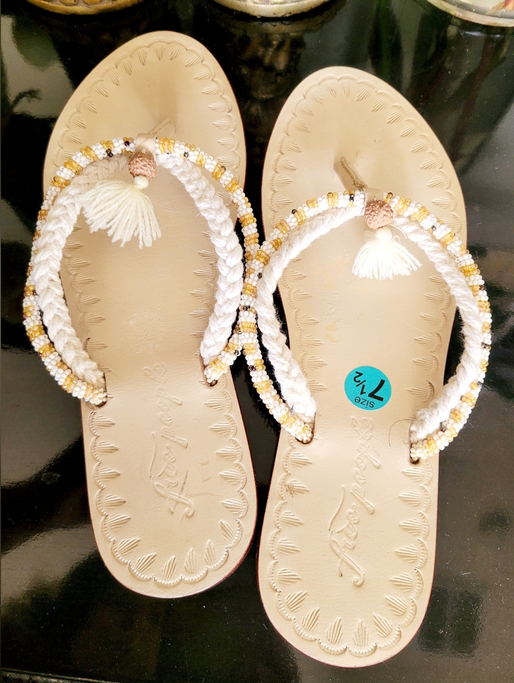 Free People Menorca Boho Braided Tassel Thong Sandals Cream Leather US 7-7.5 - Picture 6 of 16